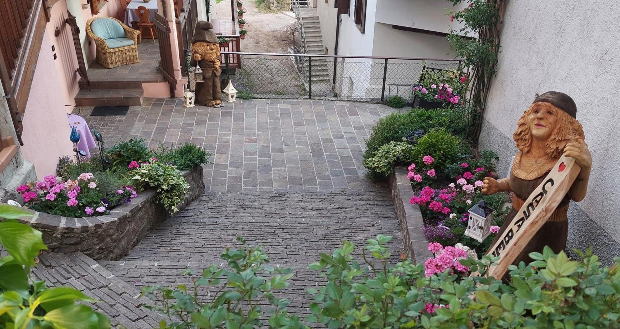 L'Antica Canonica Di Casa Bernardi, Wi-Fi Posto Auto Pet Friendly Trento Bagian luar foto